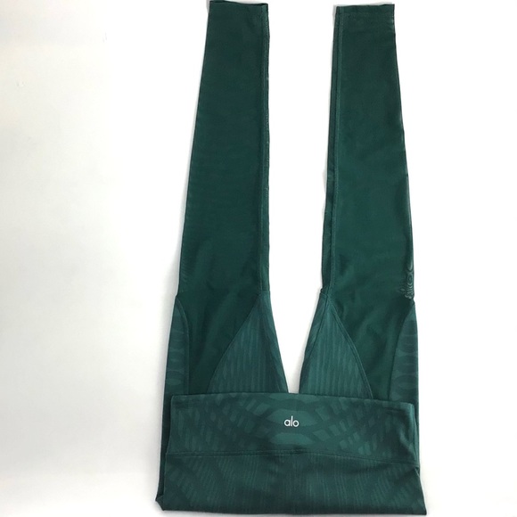 Alo Yoga Evermint Motion Patterned Mesh Legging - Picture 4 of 9